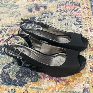 LifeStride Black Slingback Stilettos